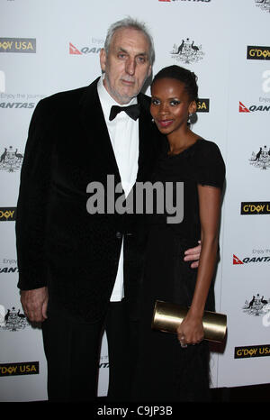 PHILIP NOYCE ET VUYO DYASI G'DAY USA AUSTRALIE SEMAINE 2012 gala cravate noire HOLLYWOOD LOS ANGELES CALIFORNIA USA 14 janvier 2012 Banque D'Images