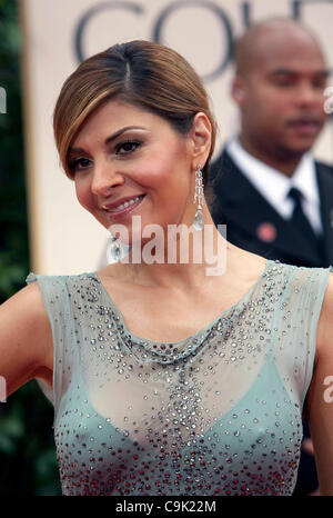 15 janvier 2012 - Hollywood, Californie, États-Unis - Actrice CALLIE THORNE arrive à la 69e Golden Globe Awards au Beverly Hilton Hotel à Beverly Hills. (Crédit Image : © ZUMAPRESS.com/ZUMAPRESS.com) Banque D'Images