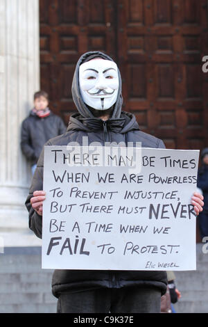 Occupy London célébrer Martin Luther King Jr sur les pas de St Paul's à Londres Banque D'Images