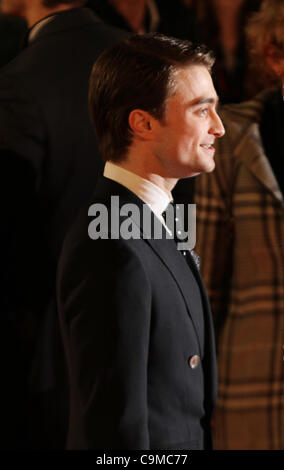 London, UK, 24/01/2012 Daniel Radcliffe assiste à la première UK de Hammer Horror adaptation de Susan Hill's spooky roman. Réalisé Banque D'Images