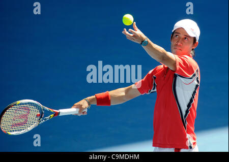 24 janvier 2012 - Melbourne, Victoria, Australie - Kei Nishikori (JPN) en action contre Andy Murray (GBR) lors d'un match de finale hommes sur dix jours de l'Open d'Australie 2012 à Melbourne, Australie. (Crédit Image : © Sydney/faible/ZUMAPRESS.com) Southcreek Banque D'Images