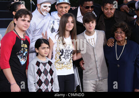 PRINCE JACKSON BLANKET JACKSON PARIS JACKSON JUSTIN BIEBER JACKIE JACKSON ET KATHERINE JACKSON MICHAEL JACKSON PART ET FOOTP Banque D'Images
