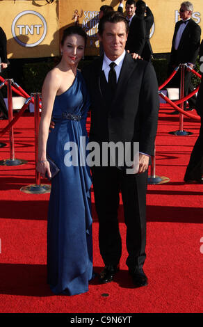 DIANE LANE et Josh Brolin 18e REMISE ANNUELLE DES Screen Actors Guild Awards. Le centre-ville d'ARRIVÉE LOS ANGELES CALIFORNIA USA 29 janvier 2012 Banque D'Images