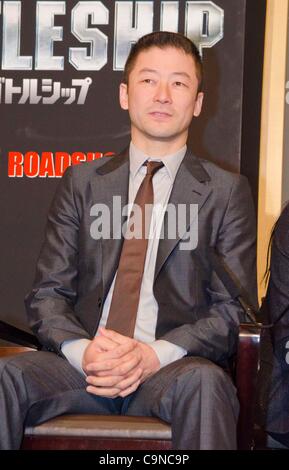 Tadanobu Asano, Jan 31, 2012 : Tokyo, Japon, l'acteur japonais Tadanobu Asano apparaît lors d'une conférence de presse pour le film 'BATTLESHIP' par Peter Berg dans le Grand Hyatt Tokyo. C'est un film sur la bataille contre les aliens et une histoire d'amour. Taylor kitsch, Alexander Skarsgard, Rihanna, Brooklyn Decker, Banque D'Images