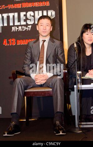 Tadanobu Asano, Jan 31, 2012 : Tokyo, Japon, l'acteur japonais Tadanobu Asano apparaît lors d'une conférence de presse pour le film 'BATTLESHIP' par Peter Berg dans le Grand Hyatt Tokyo. C'est un film sur la bataille contre les aliens et une histoire d'amour. Taylor kitsch, Alexander Skarsgard, Rihanna, Brooklyn Decker, Banque D'Images