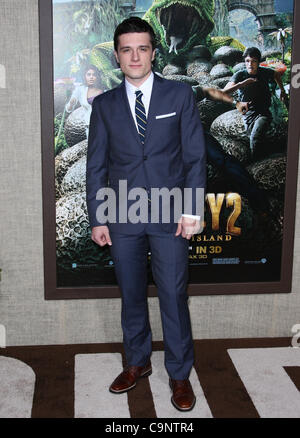 JOSH HUTCHERSON VOYAGE 2 L'île mystérieuse. LOS ANGELES PREMIERE HOLLYWOOD LOS ANGELES CALIFORNIA USA 02 Février 2012 Banque D'Images