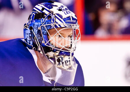 10 févr. 04, 2012 - Ottawa, Ontario, Canada - James Reimer au cours de l'action entre les sénateurs et les Leafs. (Crédit Image : © Leon Switzer/ZUMAPRESS.com)/Southcreek Banque D'Images