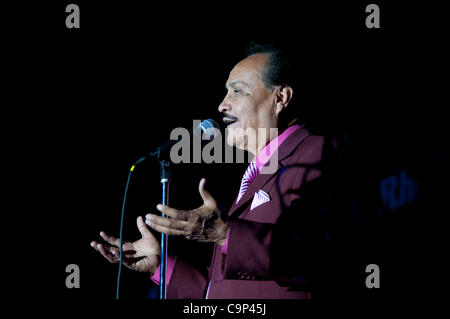 LINCOLN, CA - 3 février : Arturo Cisneros y sus Freddy's effectue à Thunder Valley Casino Resort de Lincoln, Californie le 3 février 2012 Banque D'Images