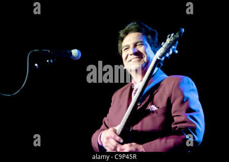 LINCOLN, CA - 3 février : Arturo Cisneros y sus Freddy's effectue à Thunder Valley Casino Resort de Lincoln, Californie le 3 février 2012 Banque D'Images