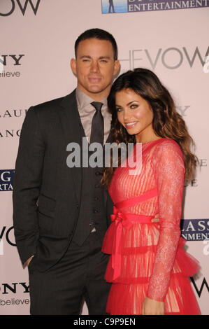 6 février 2012 - Los Angeles, Californie, États-Unis - Channing Tatum, Jenna Dewan Tatum assister à la première mondiale de ''Le voeu'' tenue à l'Grauman's Chinese Theatre à Hollywood, Californie le 2/6/12. 2012u(Image Crédit : Â© D. Long/Globe Photos/ZUMAPRESS.com) Banque D'Images