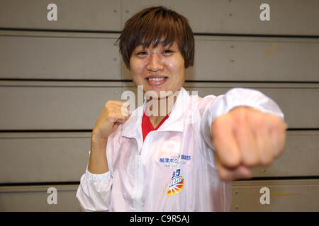 Yamasaki Shizuyo, 11 février 2012 - Boxe : Toutes Japon femmes championnats de boxe, catégorie de poids moyen final à Naka-ku Sport Center, Hiroshima, Japon. (Photo de Daiju Kitamura/AFLO SPORT) [1045] Banque D'Images