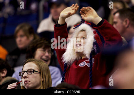 12 févr. 2012 - Columbus, Ohio, États-Unis - Un ventilateur Blue Jackets de Columbus au cours de la partie entre les Ducks d'Anaheim et les Blue Jackets de Columbus au Nationwide Arena, Columbus, Ohio. (Crédit Image : © Scott Stuart/ZUMAPRESS.com)/Southcreek Banque D'Images