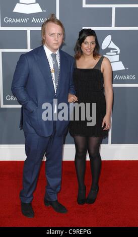 James McCartney aux arrivées pour la 54e cérémonie annuelle de remise des Prix GRAMMY - Arrivées, le Staples Center, Los Angeles, CA 12 février 2012. Photo par : Elizabeth Goodenough/Everett Collection Banque D'Images