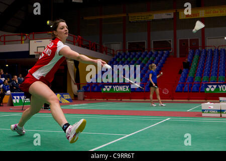 AMSTERDAM, Pays-Bas, 14/02/2012. Joueur de badminton Sarah Walker (photo), l'Angleterre perd son match contre Kirsty Gilmour (Ecosse) dans la phase de groupes de l'équipe européenne championnats 2012. Banque D'Images