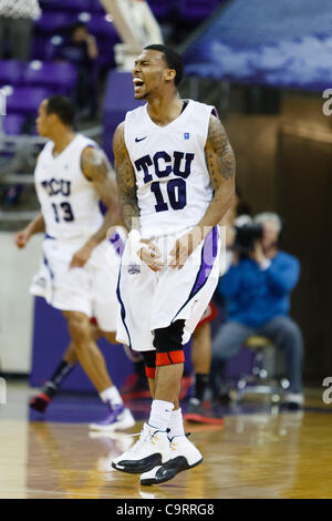 14 février 2012 - Fort Worth, Texas, US - TCU Horned Frogs Guard Hank épines (10) 32 Comme le TCU Horned Frogs étourdir l'UNLV rebelles. Bat # 11 TCU UNLV 102-97 en prolongation à Daniel-Meyer Coliseum. (Crédit Image : © Andrew Dieb/ZUMAPRESS.com)/Southcreek Banque D'Images