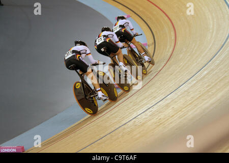 Coupe du Monde UCI sur piste en poursuite par équipes du Vélodrome Olympique de Londres Royaume-Uni 16 février 2012 Banque D'Images