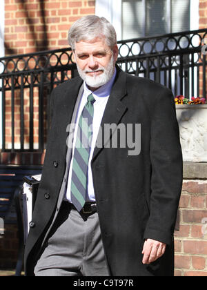 7 février 2012 - Charlottesville, Virginia, UNITED STATES - Charlottesville, VA - 07 février : l'avocat du Commonwealth Dave Chapman promenades à la Cour de circuit pour le Charlottesville George Huguely procès. Huguely a été inculpé en mai 2010 la mort de sa petite amie Yeardley Amour. Elle a été membre de l'e Banque D'Images