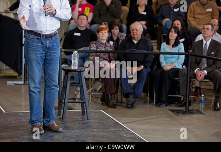 Shelby Township, Michigan - campagnes de Mitt Romney pour le président dans la banlieue de Detroit. Banque D'Images