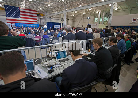 Shelby Township, Michigan - Les journalistes écrivent leurs histoires comme les campagnes de Mitt Romney pour le président dans la banlieue de Detroit. Banque D'Images