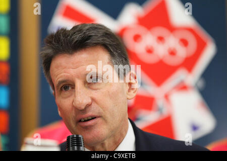 Sebastian Coe, président du LOCOG, le 28 février 2012 - JOC : Sebastian Coe, président du LOCOG, NTC inspectés au niveau National Training Center, Tokyo, Japon. (Photo de Daiju Kitamura/AFLO SPORT) [1045] Banque D'Images