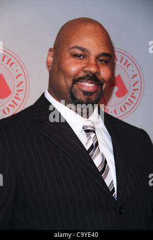 5 mars 2012 - New York, NY, USA - James Monroe Iglehart assiste à un impacte positif sur l'Atlantic Theatre gala du printemps 'porter' accueil à Chelsea Piers, le 5 mars 2012 (Crédit Image : ©/ZUMAPRESS.com) Aviv Petit Banque D'Images