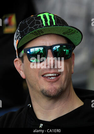 18 mars 2012 - St.-Petersburg, Russie - Mars 18,2012.Photo:Professional pilote de rallye Ken Block à autograph session lors de Saint-Pétersbourg, Russie (crédit Image : © PhotoXpress/ZUMAPRESS.com) Banque D'Images