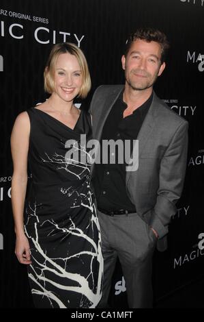 Au niveau des arrivées de MAGIC CITY Premiere, Directors Guild of America (DGA) Theatre, Los Angeles, CA le 20 mars 2012. Photo par : Dee Cercone/Everett Collection Banque D'Images