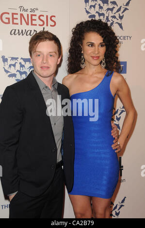 24 mars 2012 - Los Angeles, Californie, États-Unis - Noel Fisher, Layla Alizada participant à la 26e assemblée annuelle tenue des prix Genesis au Beverly Hilton Hotel à Beverly Hills, Californie le 3/24/12. Crédit Image : 2012(Â© D. Long/Globe Photos/ZUMAPRESS.com) Banque D'Images