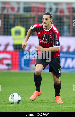 Zlatan Ibrahimovic (Milan), 25 mars 2012 - Football : Italien 'Serie' un match entre Milan 2-1 Roma au stade Giuseppe Meazza à Milan, Italie. (Photo de Maurizio Borsari/AFLO) [0855] Banque D'Images