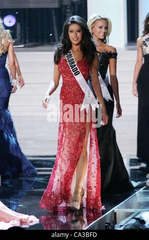 Marybel Gonzalez, Miss Californie USA sur scène pour Miss USA 2012 Compétition préliminaire - Partie 1, Planet Hollywood Theatre for the Performing Arts, Las Vegas, NV le 30 mai 2012. Photo par : James Atoa/Everett Collection Banque D'Images