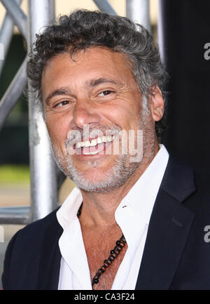 STEVEN BAUER POUR UNE PLUS GRANDE GLOIRE. LOS ANGELES PREMIERE BEVERLY HILLS LOS ANGELES CALIFORNIA USA 31 mai 2012 Banque D'Images