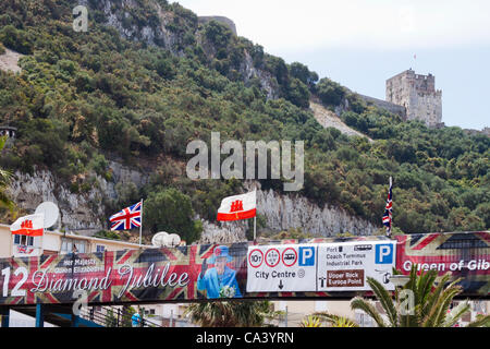 Gibraltar, Royaume-Uni. Dimanche 3 juin 2012. Les célébrations du Jubilé de diamant de la reine à Gibraltar. Le Jubilé de diamant de la reine Elizabeth II. La célébration internationale en 2012, marquant 60 ans du règne de la reine. Banque D'Images