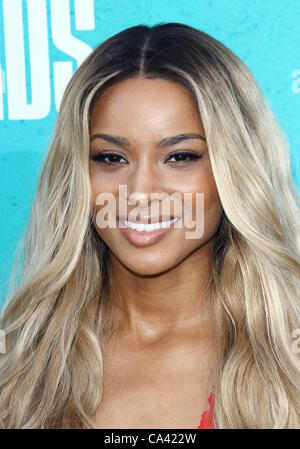 3 juin 2012 - Los Angeles, Californie, États-Unis - Ciara participe au MTV Movie Awards 2012 le 3 juin 2012 au Gibson Amphitheatre d'Universal City,USA,.(Image Crédit : Â©/TLeopold ZUMAPRESS.com)/Photos Globe Banque D'Images