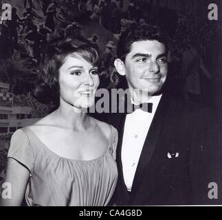 PAULA PRENTISS avec mari Richard Benjamin (crédit Image : Â© Dallinger Nat/Photos/ZUMAPRESS.com) Globe Banque D'Images