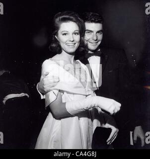 PAULA PRENTISS avec mari Richard Benjamin.Fourni par Photos inc.(Image Crédit : Â© fourni par Globe Photos Inc/Globe Photos/ZUMAPRESS.com) Banque D'Images