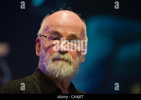 Terry Pratchett s'exprimant à propos de sa vie et de travailler à l'Telegraph Hay Festival 2012, Hay-on-Wye, Powys, Wales, UK Banque D'Images