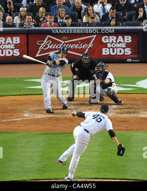 Hideki Matsui of the New York Yankees during batting practice before a 2007  MLB season game against the Los Angeles Angels at Angel Stadium in Anaheim,  California. (Larry Goren/Four Seam Images via