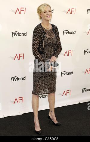 Arrivées à Melanie Griffith pour Jean DUTOURD rend hommage à Shirley Maclaine, les studios Sony Pictures, Los Angeles, CA le 7 juin 2012. Photo par : Michael Germana/Everett Collection Banque D'Images