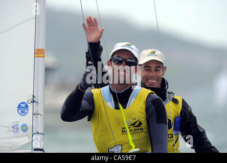 Sail for gold medal races à Portland, dans le Dorset, Royaume-Uni Aussie gagnants de la mens de la classe 470. Mathew BELCHER et Malcolm PAGE. Sail for gold medal races à Portland, dans le Dorset, Royaume-Uni Photo par : DORSET MEDIA SERVICE Banque D'Images