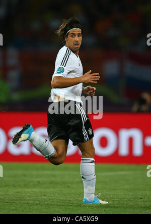 SAMI KHEDIRA HOLLANDE/ALLEMAGNE EURO 2012 STADE METALIST KHARKIV UKRAINE Ukraine 13 juin 2012 Banque D'Images