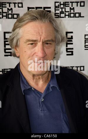 Robert Deniro au Ghetto Film School arrivées pour Gala-bénéfice annuel, Le Standard Hotel, New York, NY 13 juin 2012. Photo par : Eric Reichbaum/Everett Collection Banque D'Images