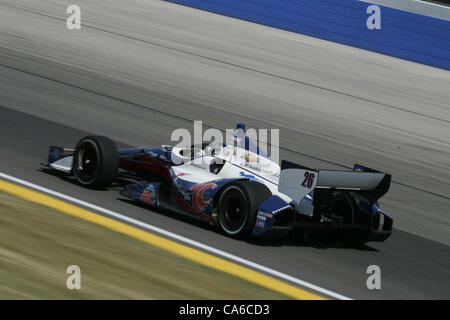 15 juin 2012 - Milwaukee, Wisconsin, États-Unis - IZOD Indycar Series, IndyFest Milwaukee, Milwaukee, WI, 15 et 16 juin 2012, Marco Andretti, Andretti Autosport. (Crédit Image : © Ron Bijlsma/ZUMAPRESS.com) Banque D'Images