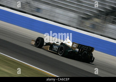 15 juin 2012 - Milwaukee, Wisconsin, États-Unis - IZOD Indycar Series, IndyFest Milwaukee, Milwaukee, WI, 15-16 juin 2012, ED CARPENTER, Ed Carpenter Racing. (Crédit Image : © Ron Bijlsma/ZUMAPRESS.com) Banque D'Images