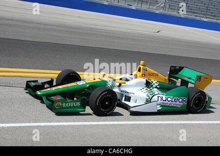 15 juin 2012 - Milwaukee, Wisconsin, États-Unis - IZOD Indycar Series, IndyFest Milwaukee, Milwaukee, WI, 15-16 juin 2012, SIMONA DE SILVESTRO, HVM Racing. (Crédit Image : © Ron Bijlsma/ZUMAPRESS.com) Banque D'Images