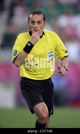 CUNEYT CAKIR ARBITRE DE L'UEFA LE STADE MUNICIPAL POZNAN POLOGNE 18 Juin 2012 Banque D'Images