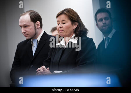 Le 21 juin 2012 - Oslo, Norvège : Norwegian et terroristes d'extrême droite Anders Behring Breivik comparaît devant le tribunal au cours de la dernière semaine de son procès à Oslo palais de justice. Banque D'Images