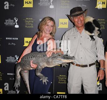 Jack Hanna aux arrivées pour pendant la journée, animation Creative Arts Emmy Awards, Beverly Hilton Hotel, Los Angeles, CA, 23 juin 2012. Photo par : Elizabeth Goodenough/Everett Collection/Alamy Live News Banque D'Images