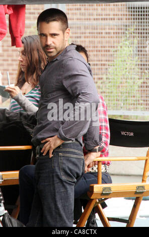 25 juin 2012 - New York, New York, États-Unis - l'acteur Colin Farrell sur le plateau de tournage de son nouveau film 'Dead Man' dans le Lower Manhattan. (Crédit Image : © Kaszerman ZUMAPRESS.com)/Nancy Banque D'Images