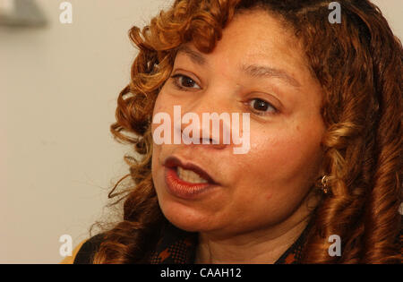 Jun 05, 2003 - Cincinnati, Ohio, USA - PATRICIA LOVEJOY Morningstar directeur de la foi de l'Église basée programme de soutien pour les personnes en difficulté. (Crédit Image : © Ken Stewart/ZUMA Press) Banque D'Images