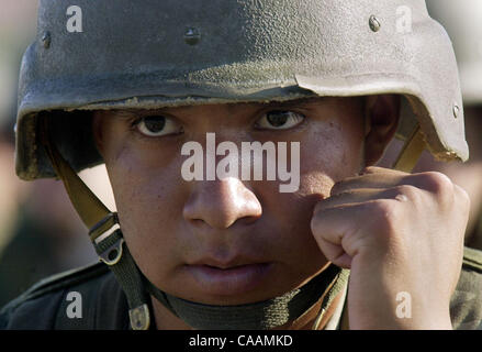 25 octobre 2003. Marine Corps Recruter Depot, San Diego, Californie, USA. Nate Bitsui. Crédit obligatoire : photo par Earnie Grafton/San Diego Union-Tribune/Zuma Press. copyright 2003 San Diego Union-Tribune Banque D'Images